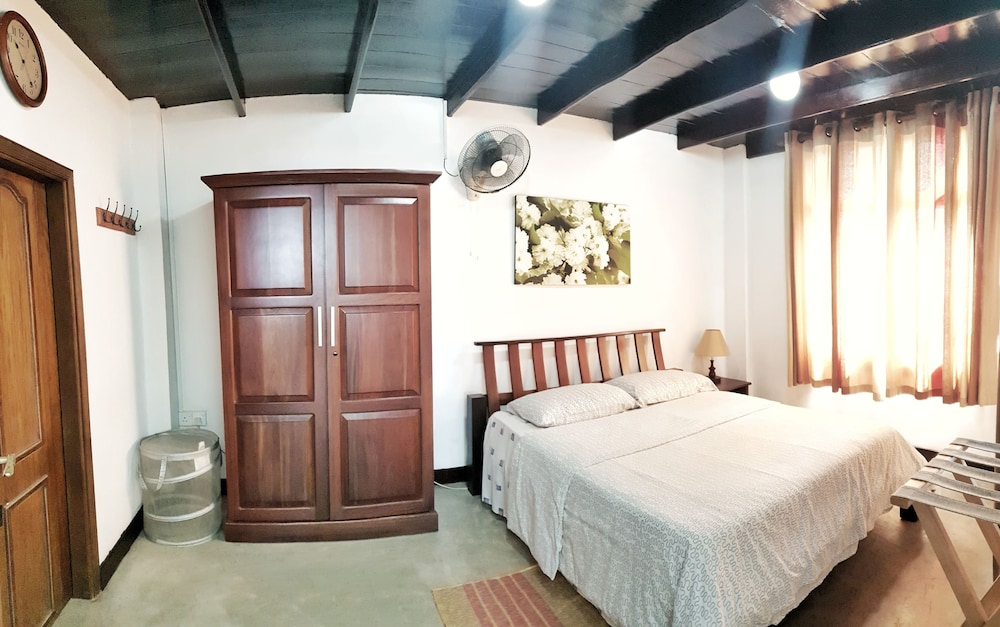 Halahouse Colombo