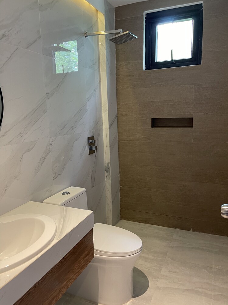 Anton's Loft Designer Resort Pansol