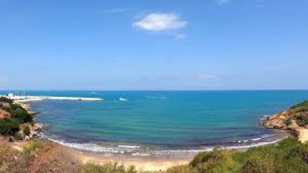 La Marina Secure Seaside With Pool