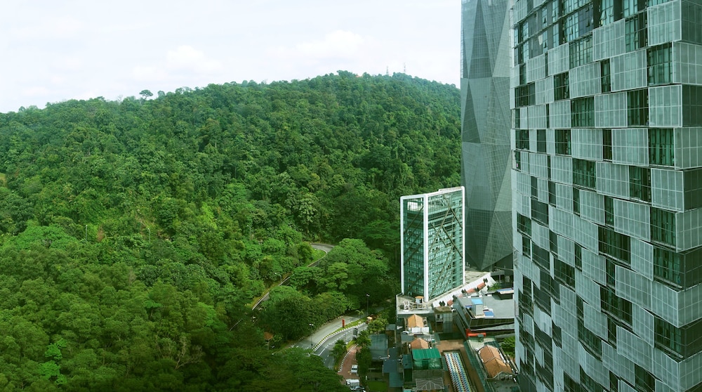 Hotel Q Stay at Hotel Damansara - Image 1