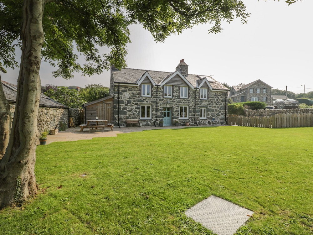 Tyn Ffynnon