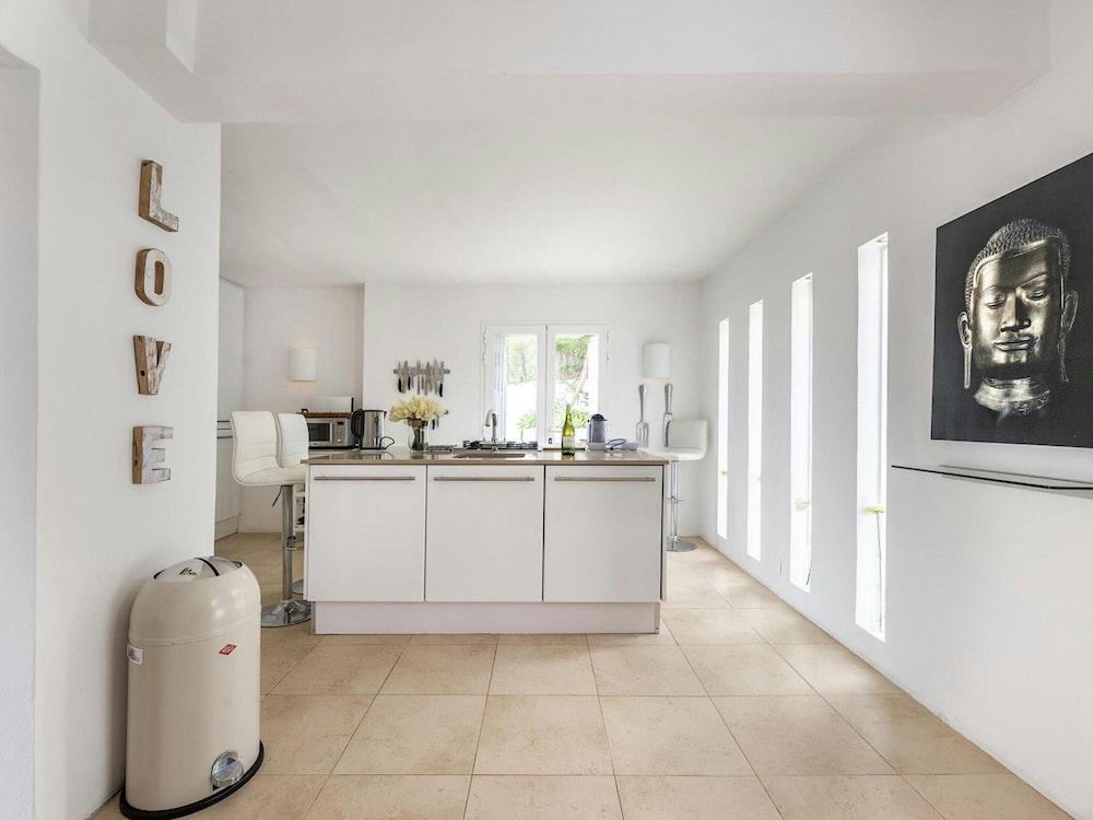 Holiday Home With Outdoor Barbecque