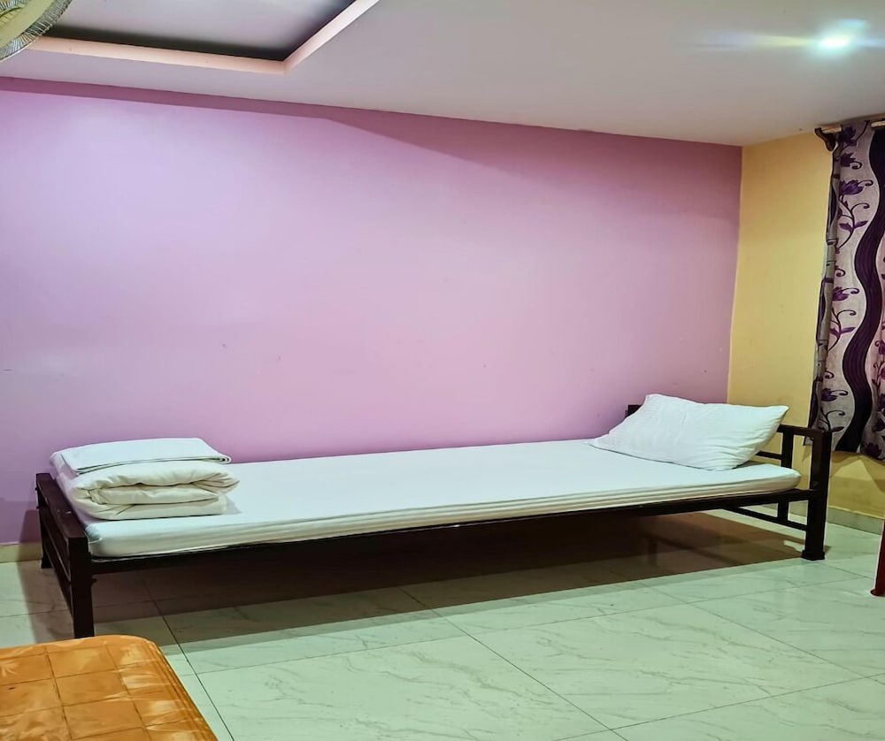 Hotel Famy Palace