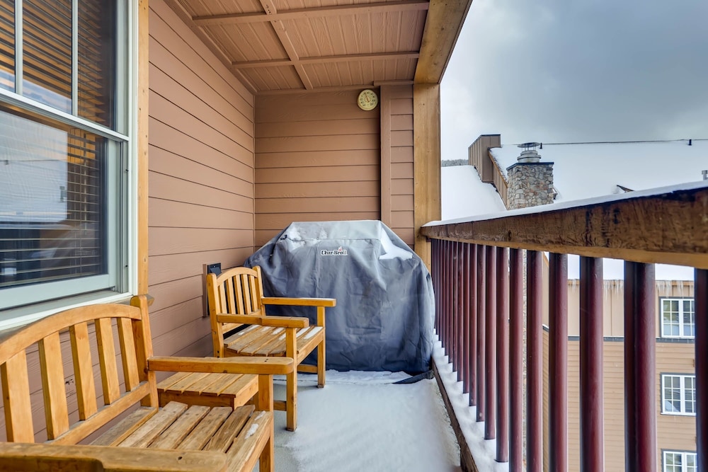 Updated 3br River Run-plenty Of Bedding & Kids Ski Free 3 Bedroom Condo by Redawning view 5