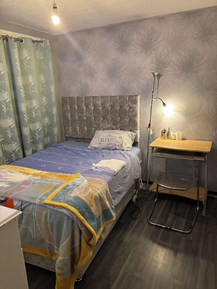 Cosy room for Female Couple and Families