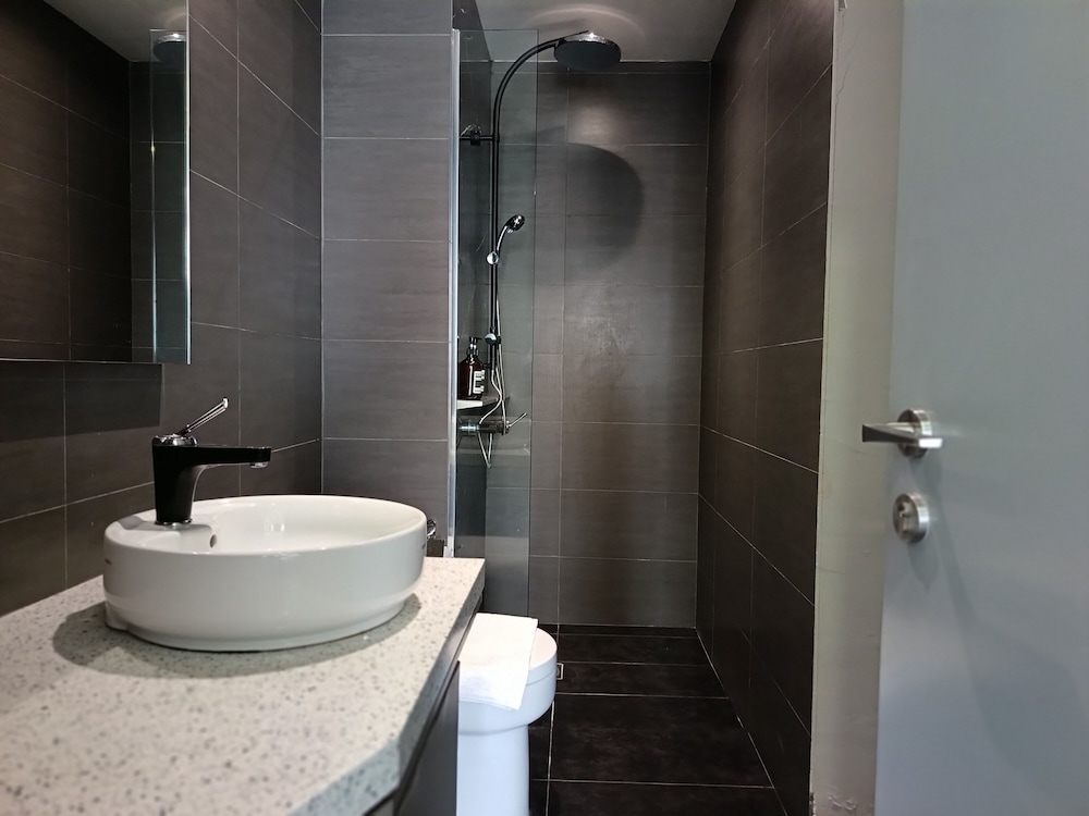 Expressionz Suites by Manhattan Group
