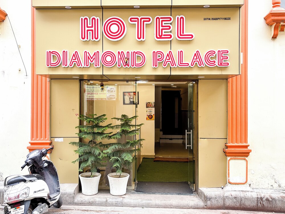 Hotel Diamond Palace