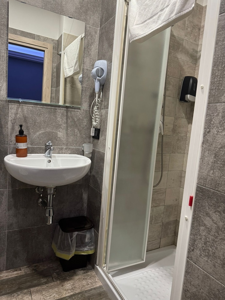 Royalty room spa