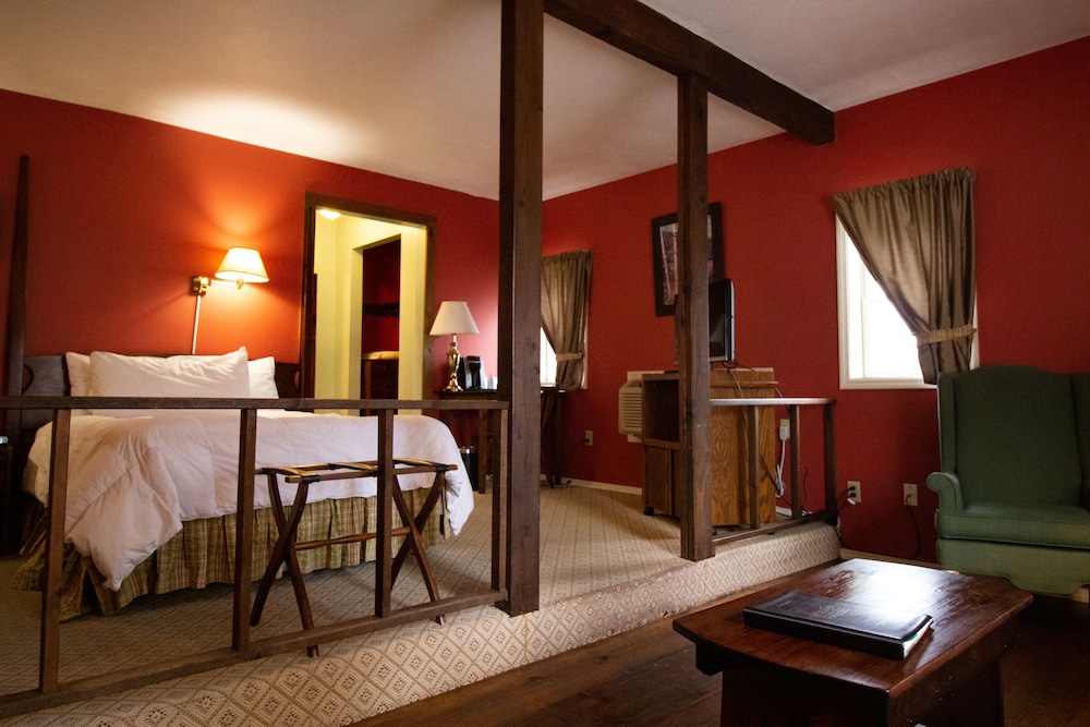 Delamater Inn
