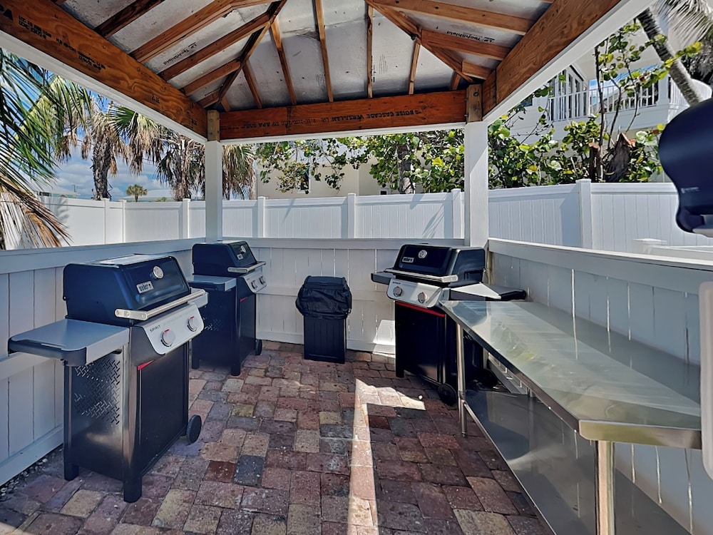 Seaside 1 by Distinctive Beach Rentals