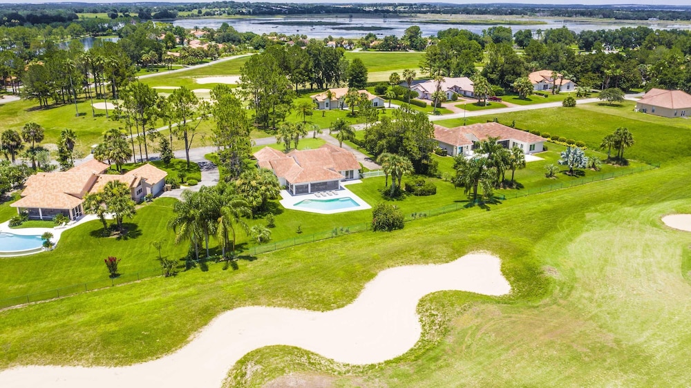 Orlando Vacations - Swiss 31 - Golf Course - Property Image 3