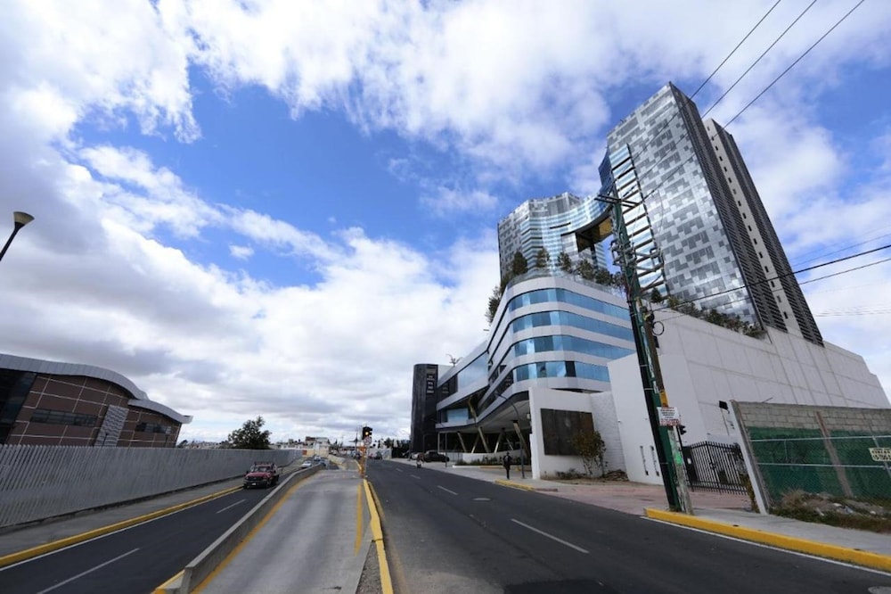 Pachuca Vacations - Hotel Casino Grand Via Dorada - Property Image 2