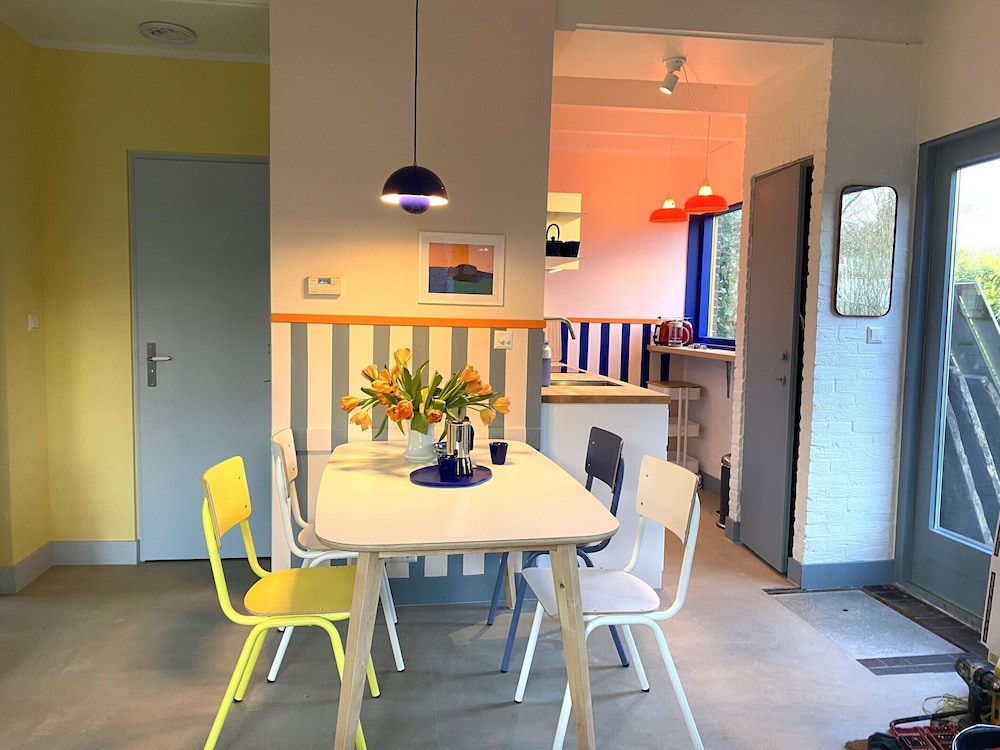 Modern Holiday Home Near the Beach