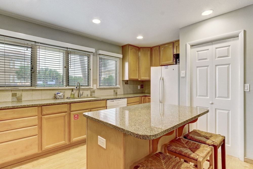 Sandpiper Loop 95066 3 Bedroom Townhouse