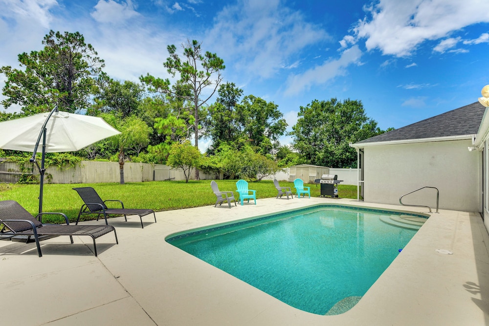 Palm Coast Comfort: Family Home w/ Lanai, Big Yard