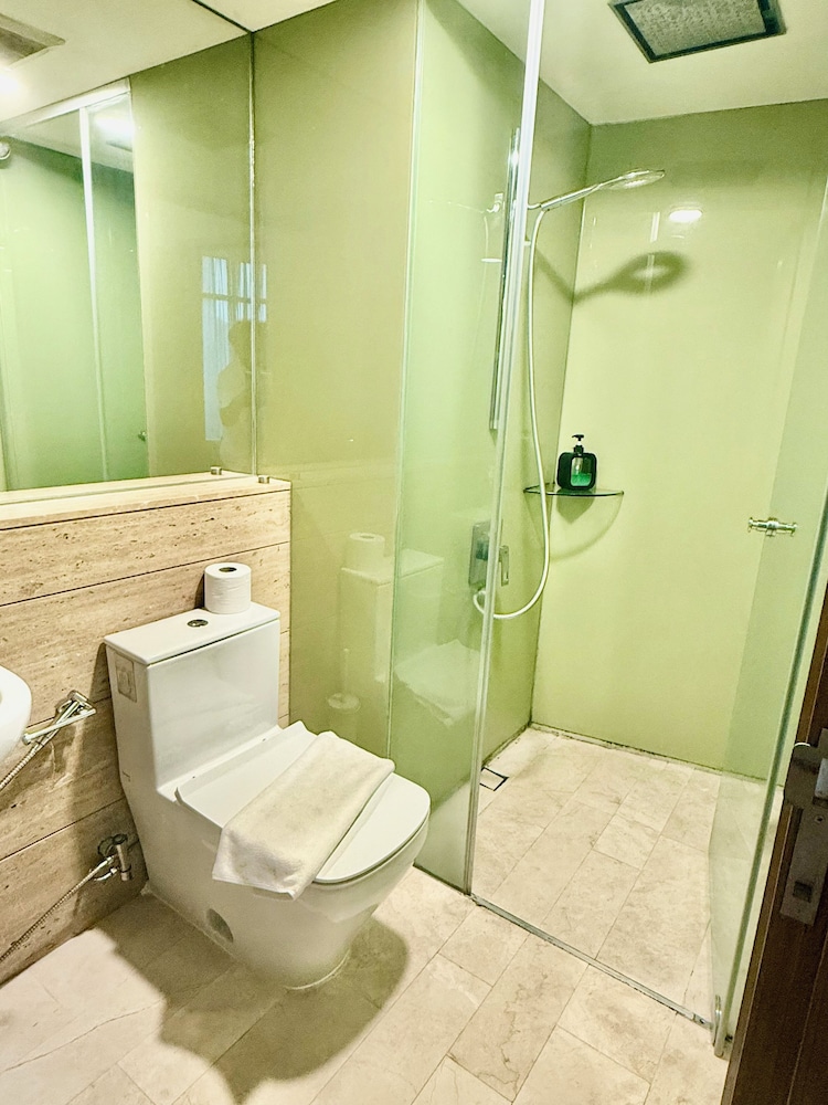 Vortex suites klcc