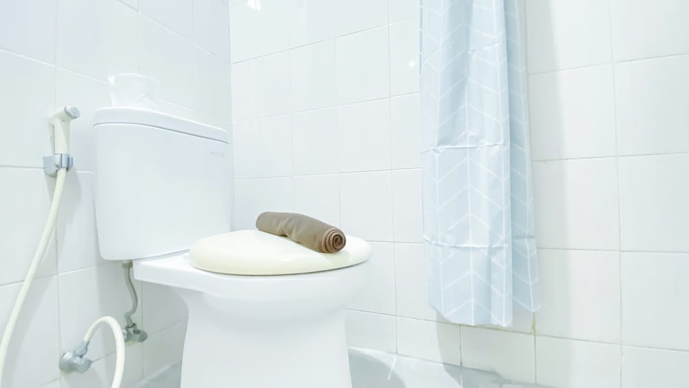 Cozy and Best Deal Studio Apartment Amethyst
