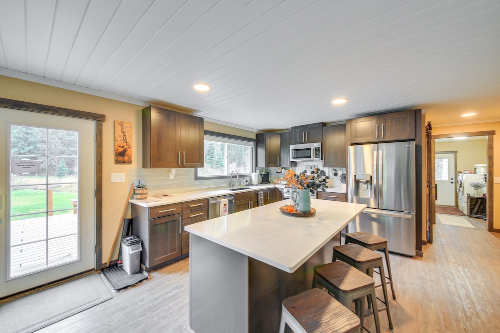 Scenic Priest Lake Vacation Rental: Deck  Views! - Property Image 37