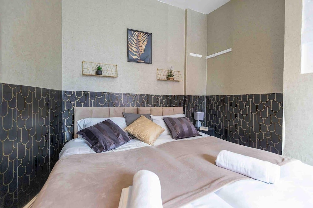 Comfy One Bed Room Flat Near Leeds City Centre view 3
