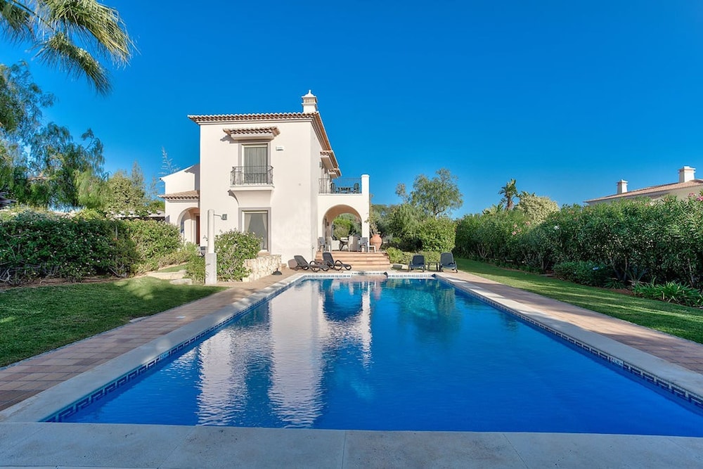 Casa Marta Three Bedroom Villa With sea Views
