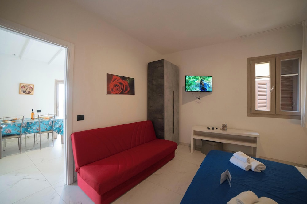 Quadri Pino Near The Sea 1