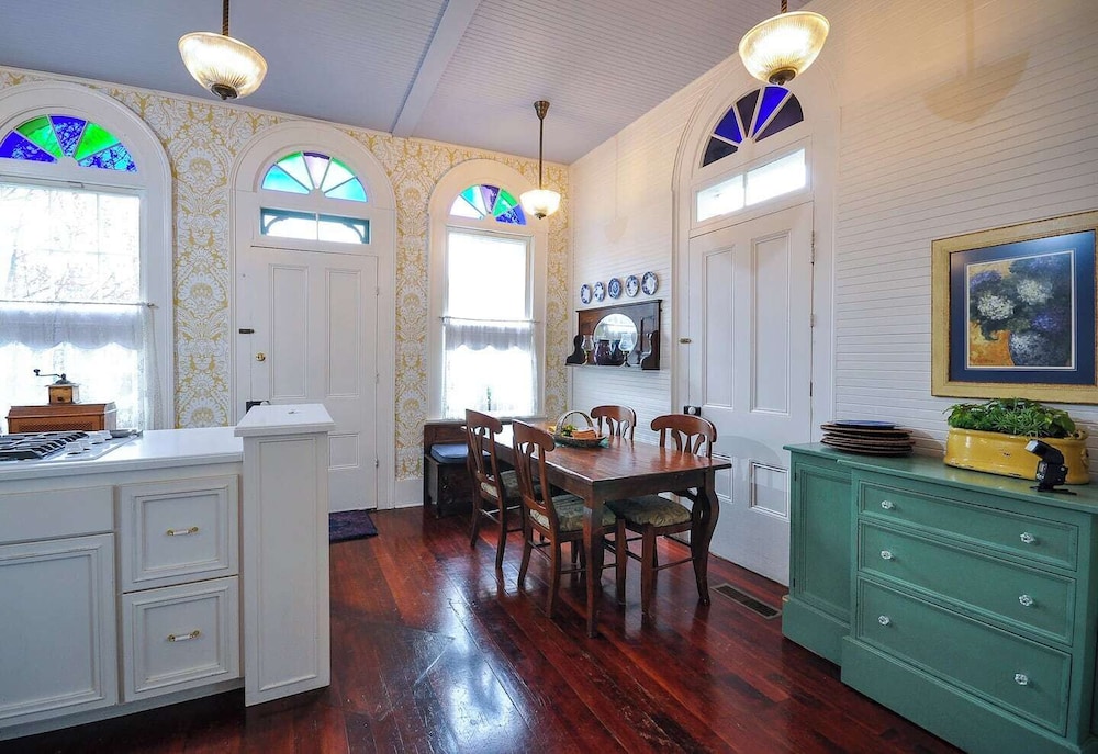 B F Dowell House in Jacksonville