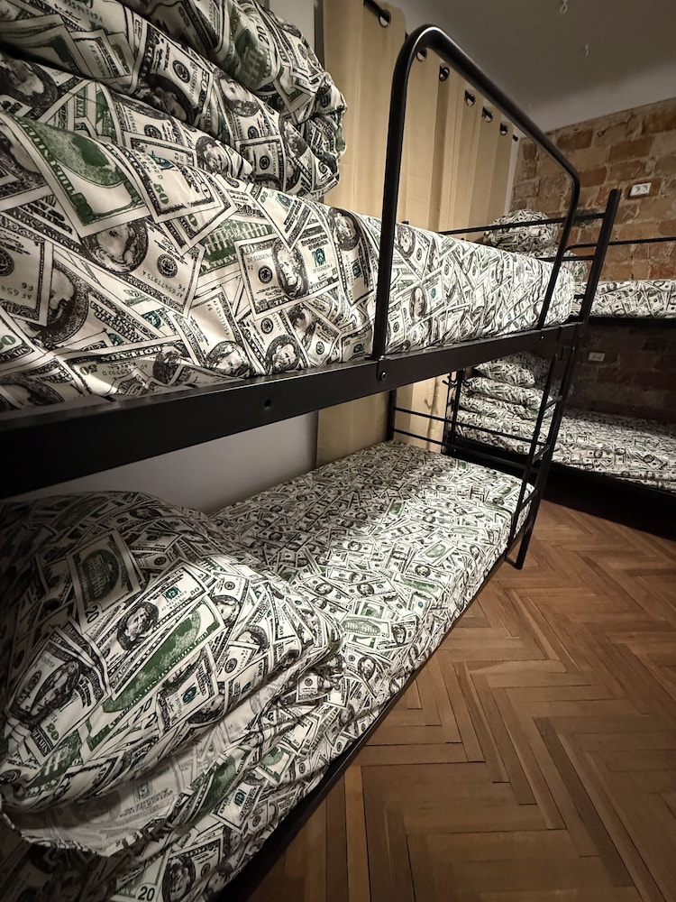 HOSTEL PULSE