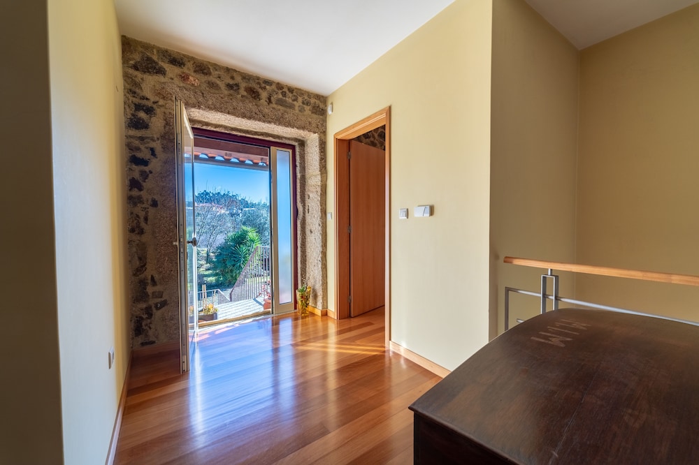 Quinta Eido Oliveira view 2