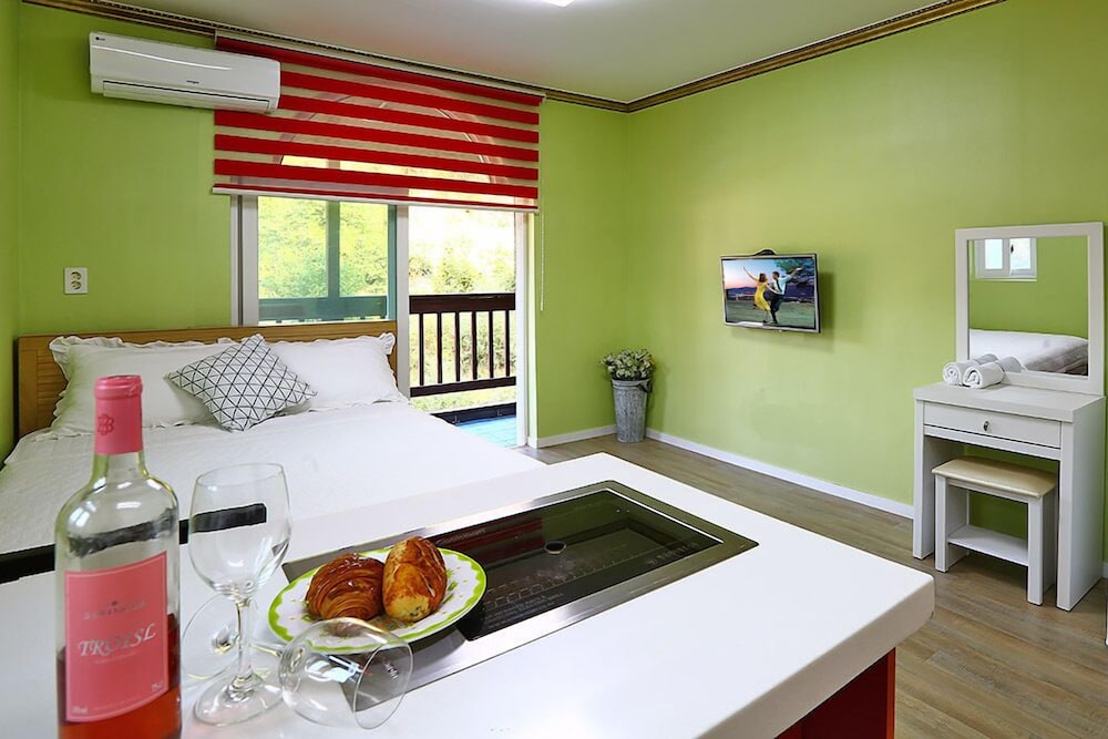 Haena Pension