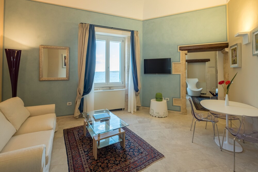 Ortigia Royal Suite