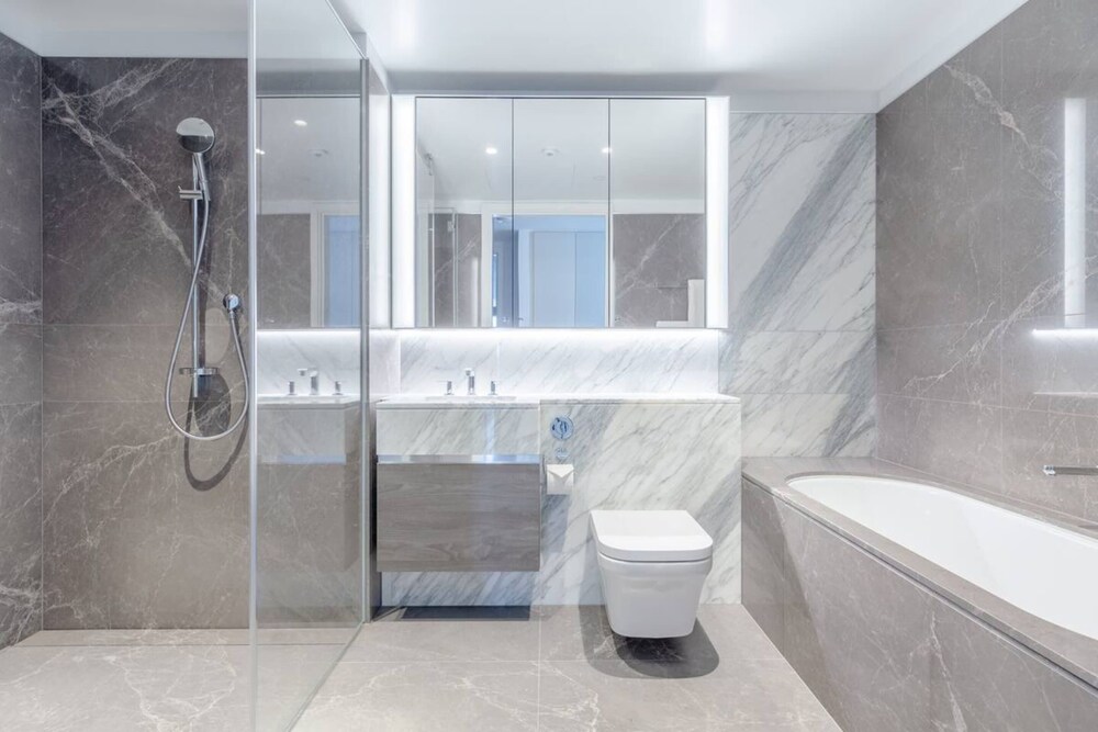 Luxurious 3 Bedroom Flat by the River Thames - Vauxhall
