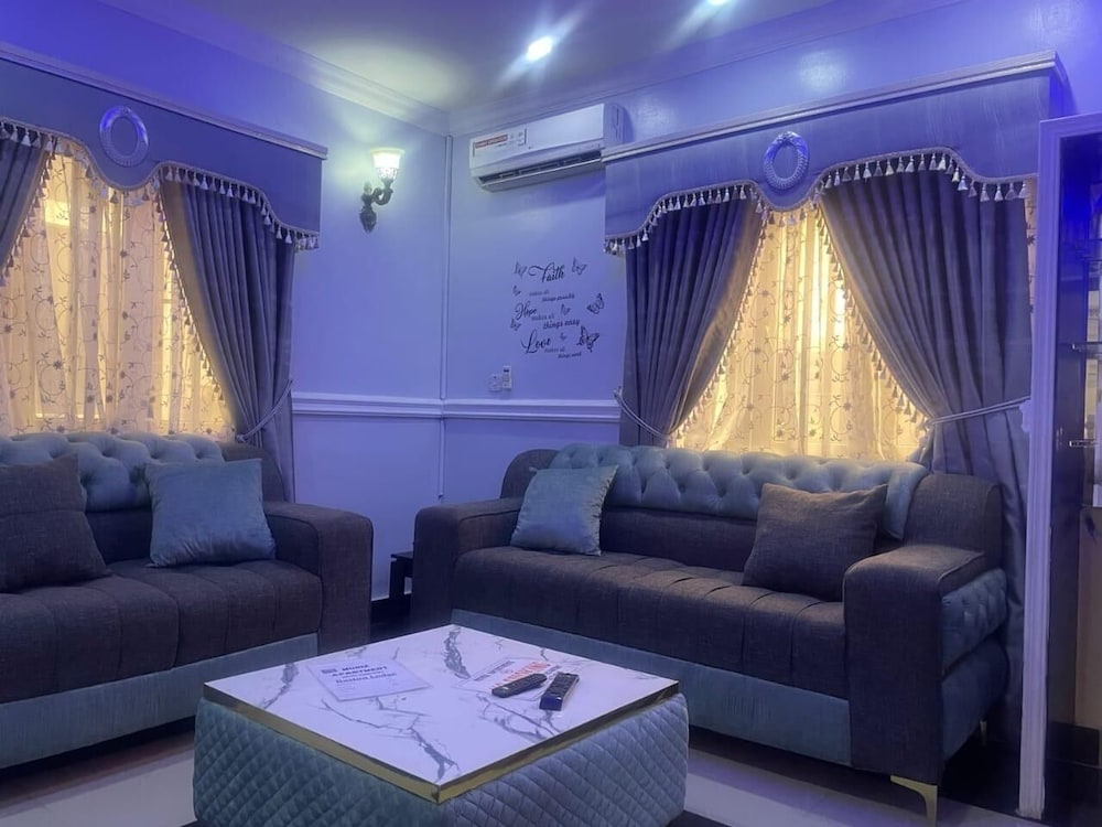 Muniz Global Apartments