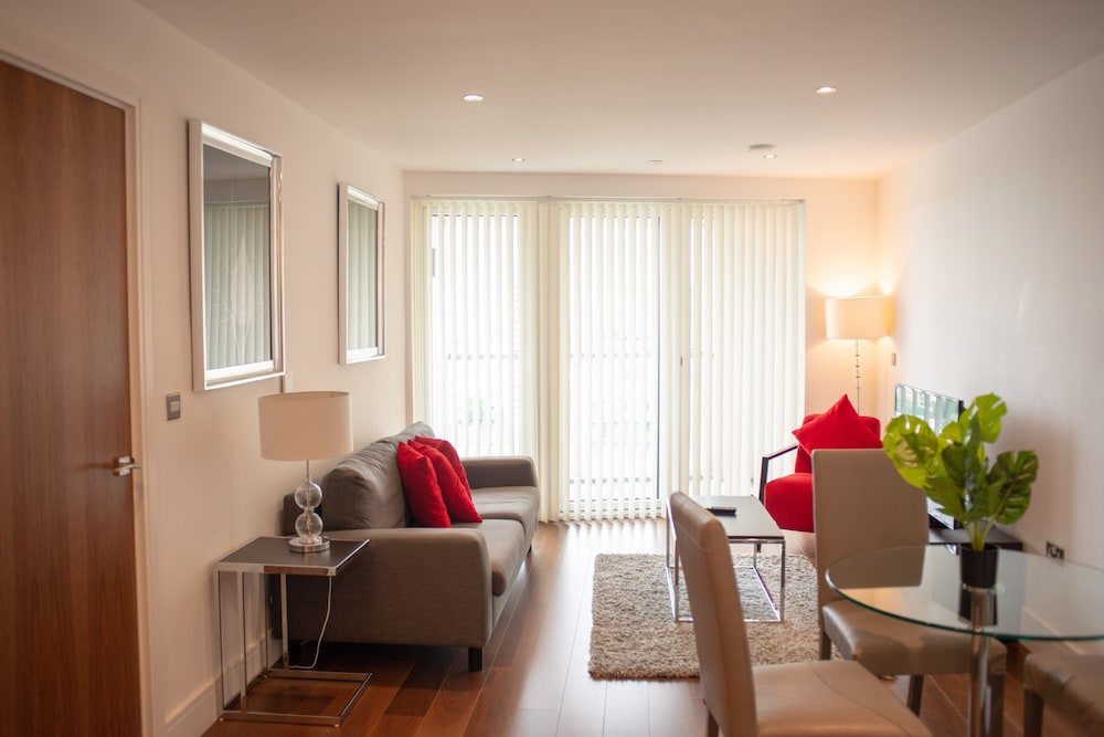 MySquare Apartments Canary Wharf