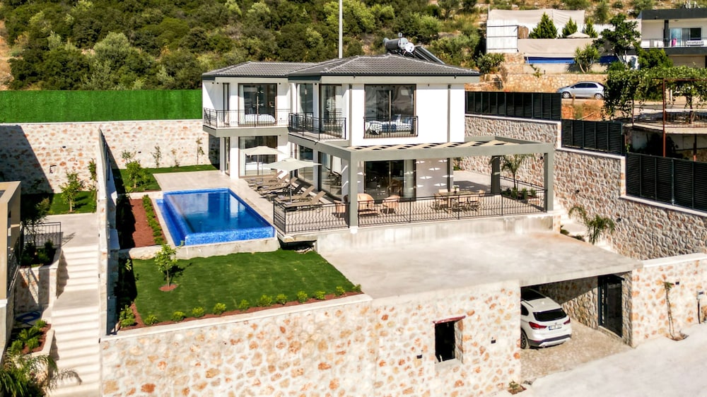 Villa Etoo in Ye ilk y Mahallesi