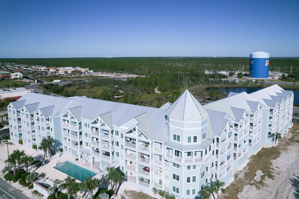 Grand Caribbean 312 view 3