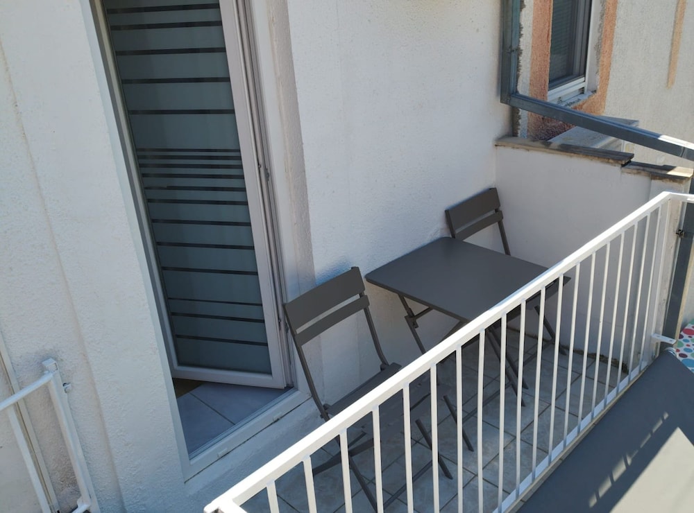 Apartment Leo Povile