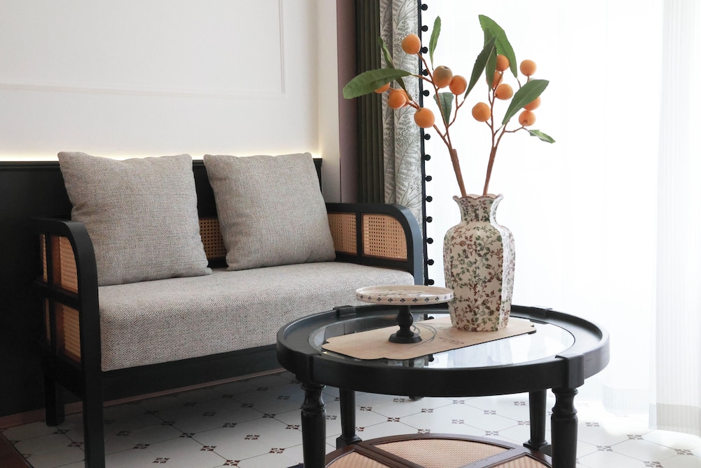 Vishan Garden Trendy Hostel