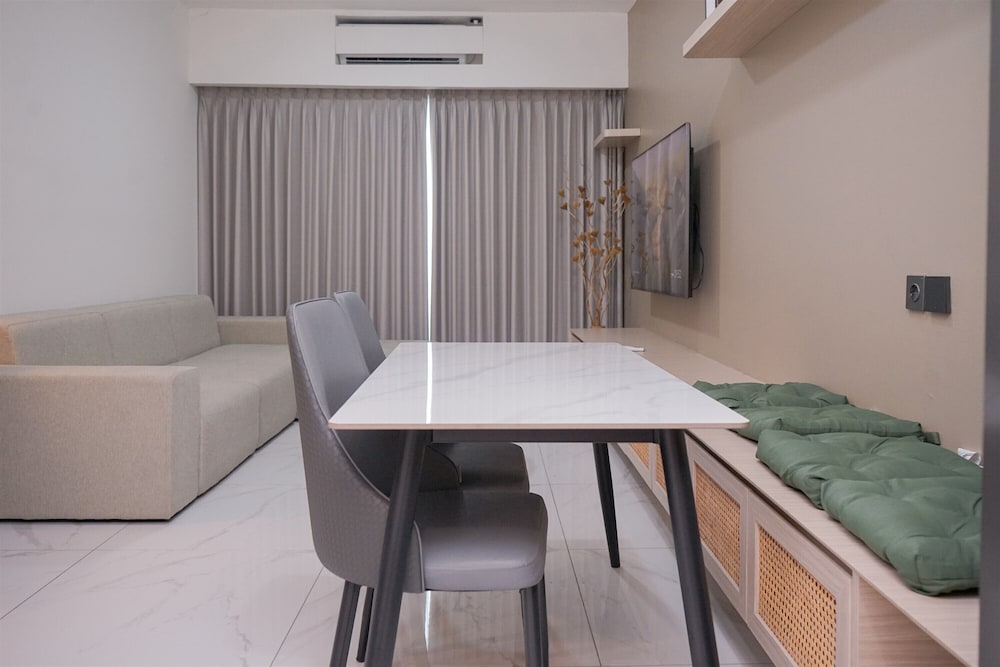 Comfortable and Best View 3BR Apartment Sky House BSD