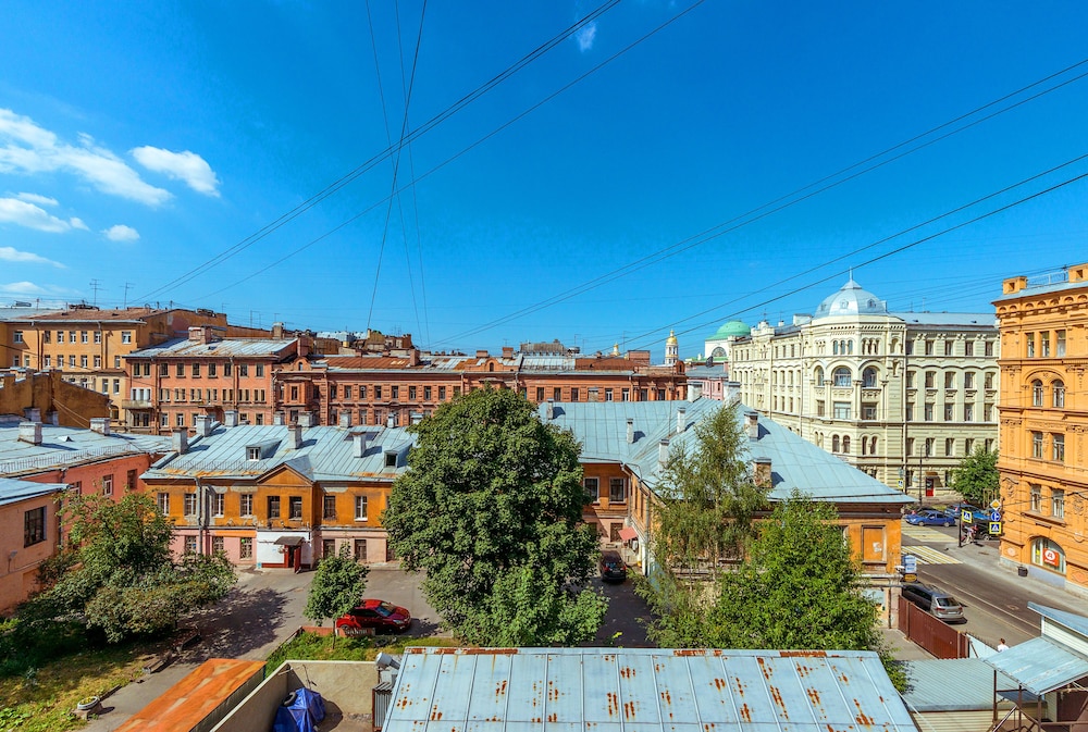 Apartments on Kuznechnyy 19