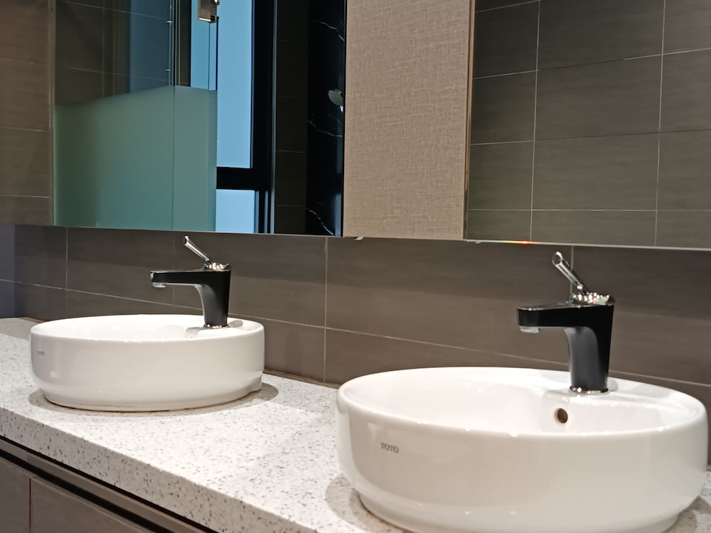 Expressionz Suites by Manhattan Group
