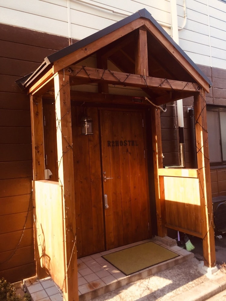 Kobe Sannomiya R2 Hostel