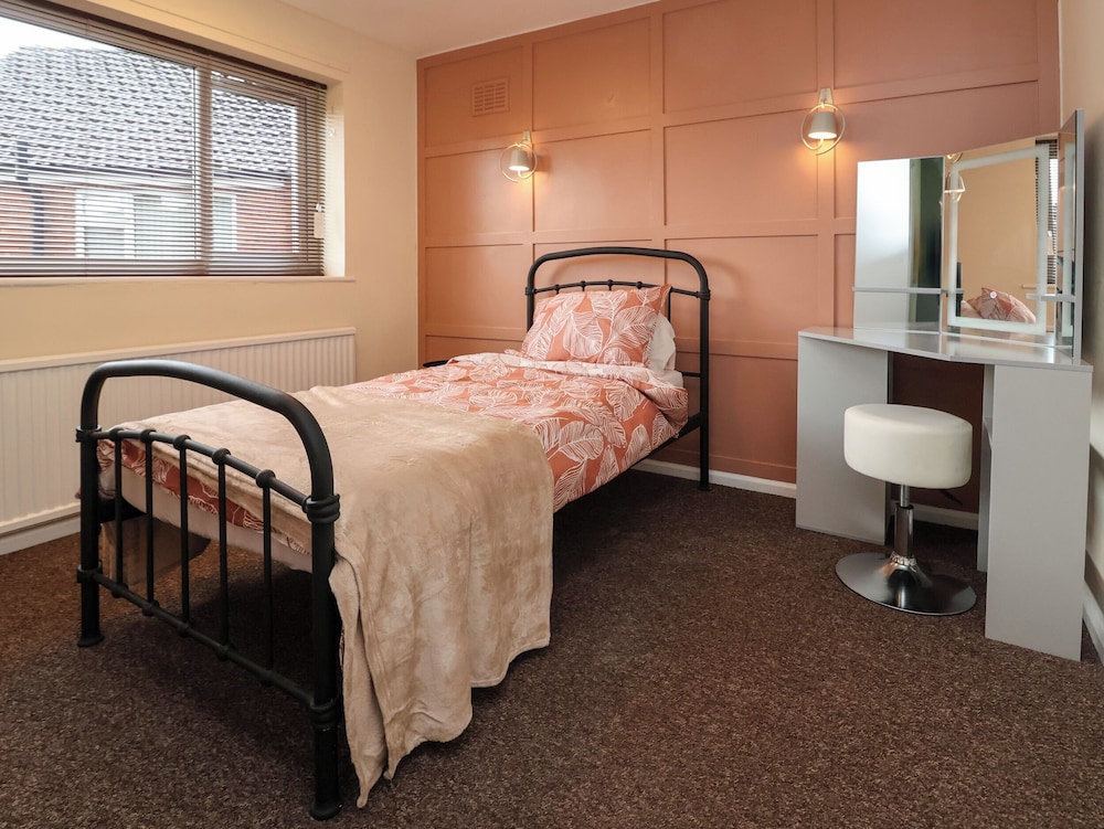 Steam and Stay @ Hoole