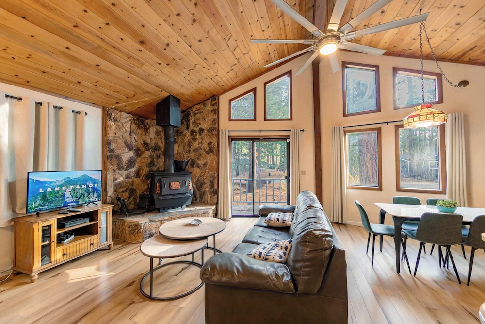 Oglala Little Lodge - Cabin Getaway