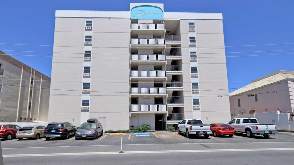 Florence I 305 Minium 1 Bedroom Condo by RedAwning