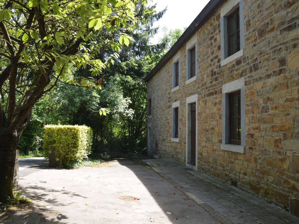 Photo 16