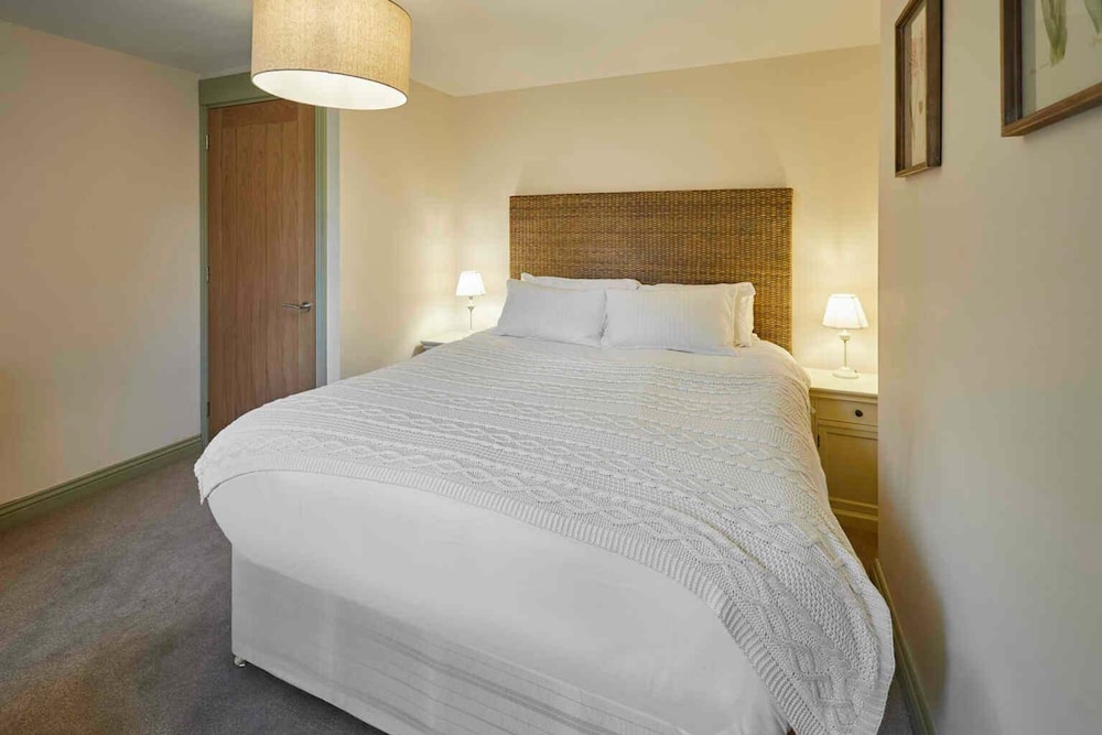 Host Stay The Garden Flat