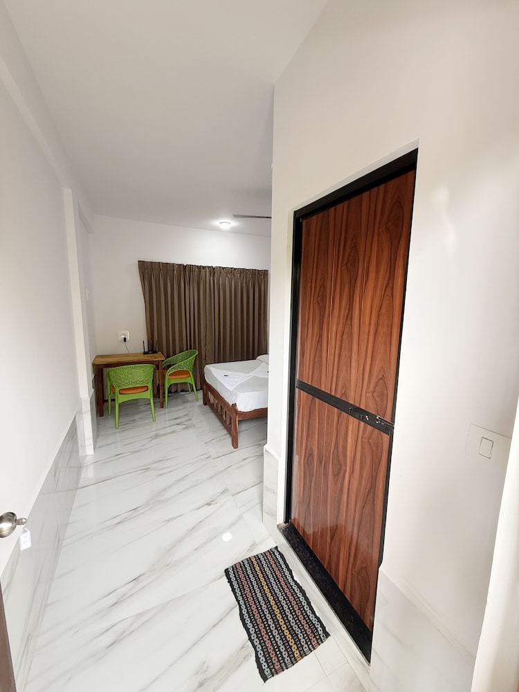 Hunter Beach Resort