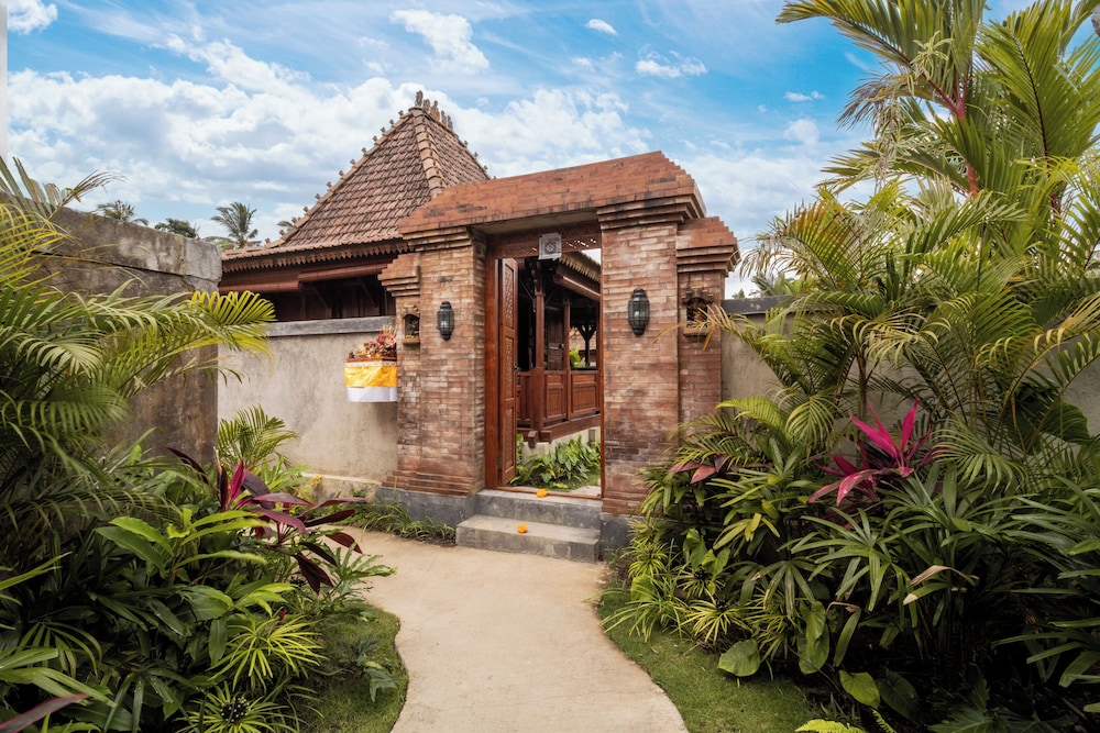 Embun Pagi Wooden Private Villas Ubud
