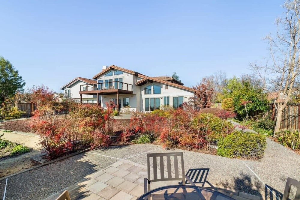 @ Marbella Lane - Amazing Views Serene Retreat