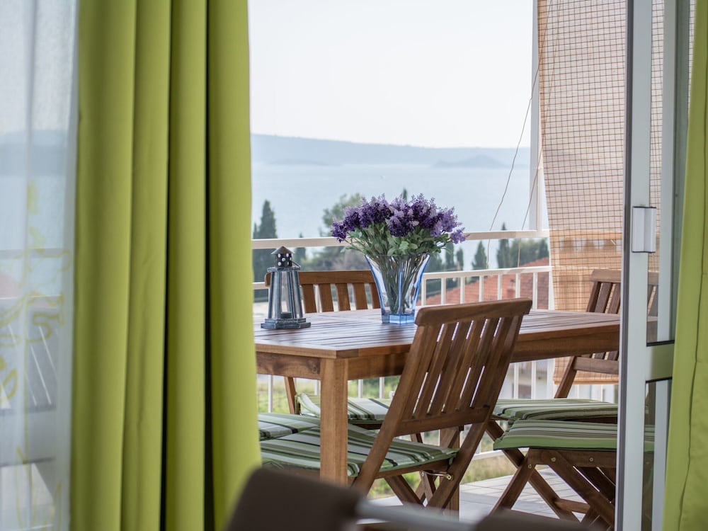 Apartment in Seget Donji With Terrace view 5